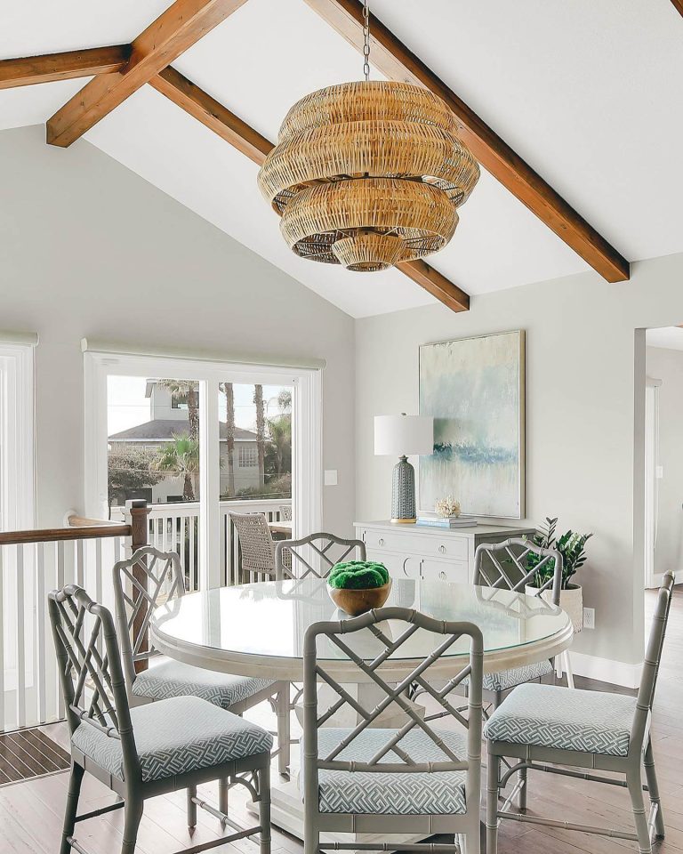 33 Coastal Dining Room Ideas That Bring the Beach to Your Home - Evinco ...