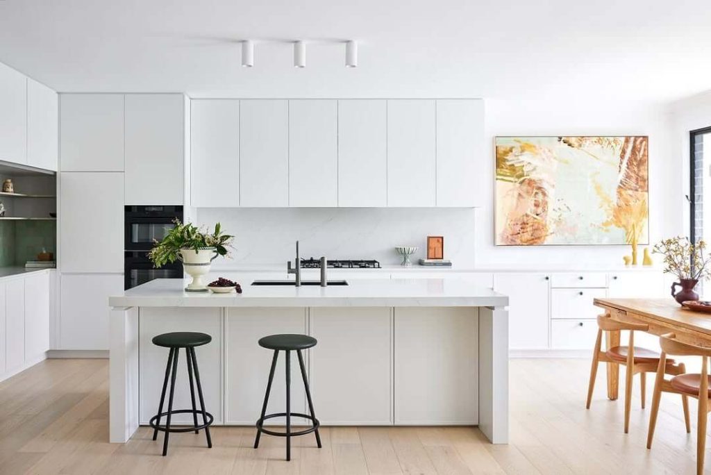23. Art-Inspired Modernism with Bold Simplicity