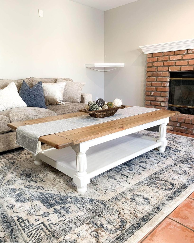 24. Balanced Blend of Traditional and Rustic Elements
