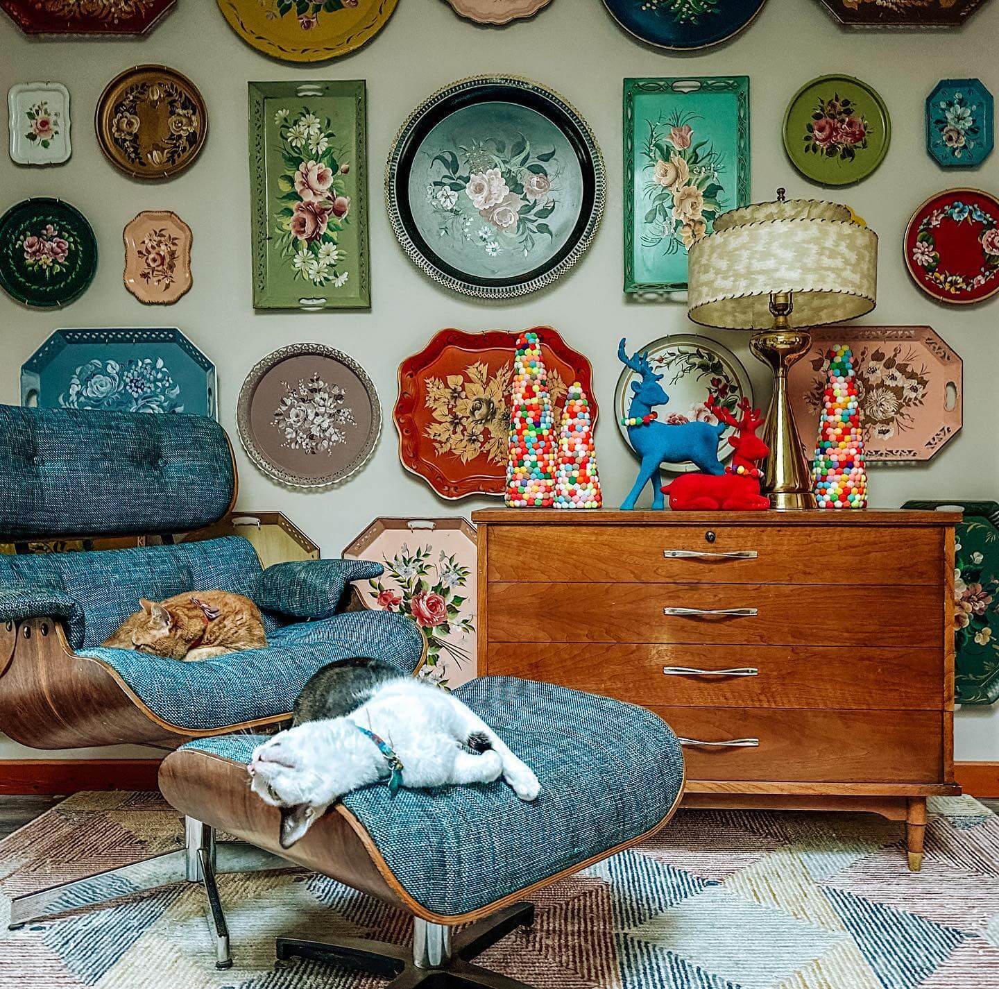 Vintage Gallery Wall Ideas That Add Instant Charm to Your Space