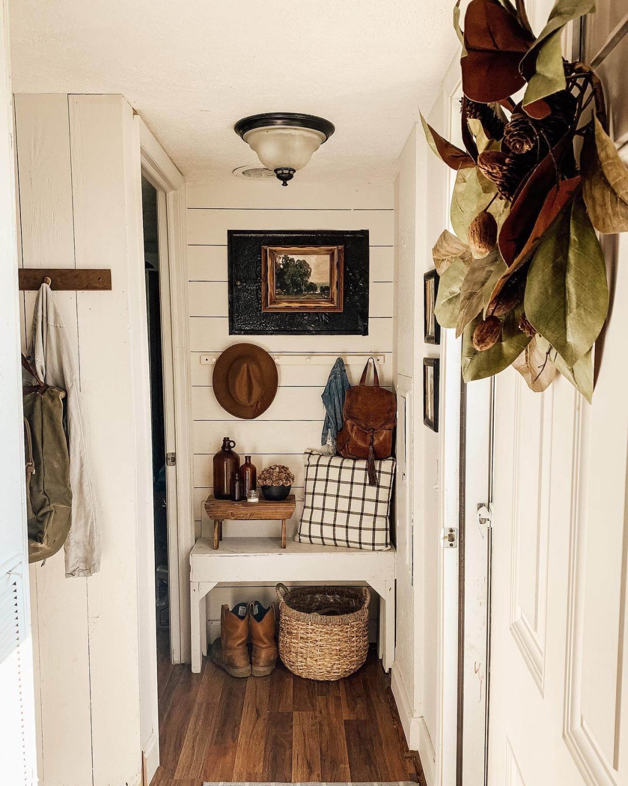 Stunning Shiplap Entryway Ideas to Transform Your Home’s First Impression