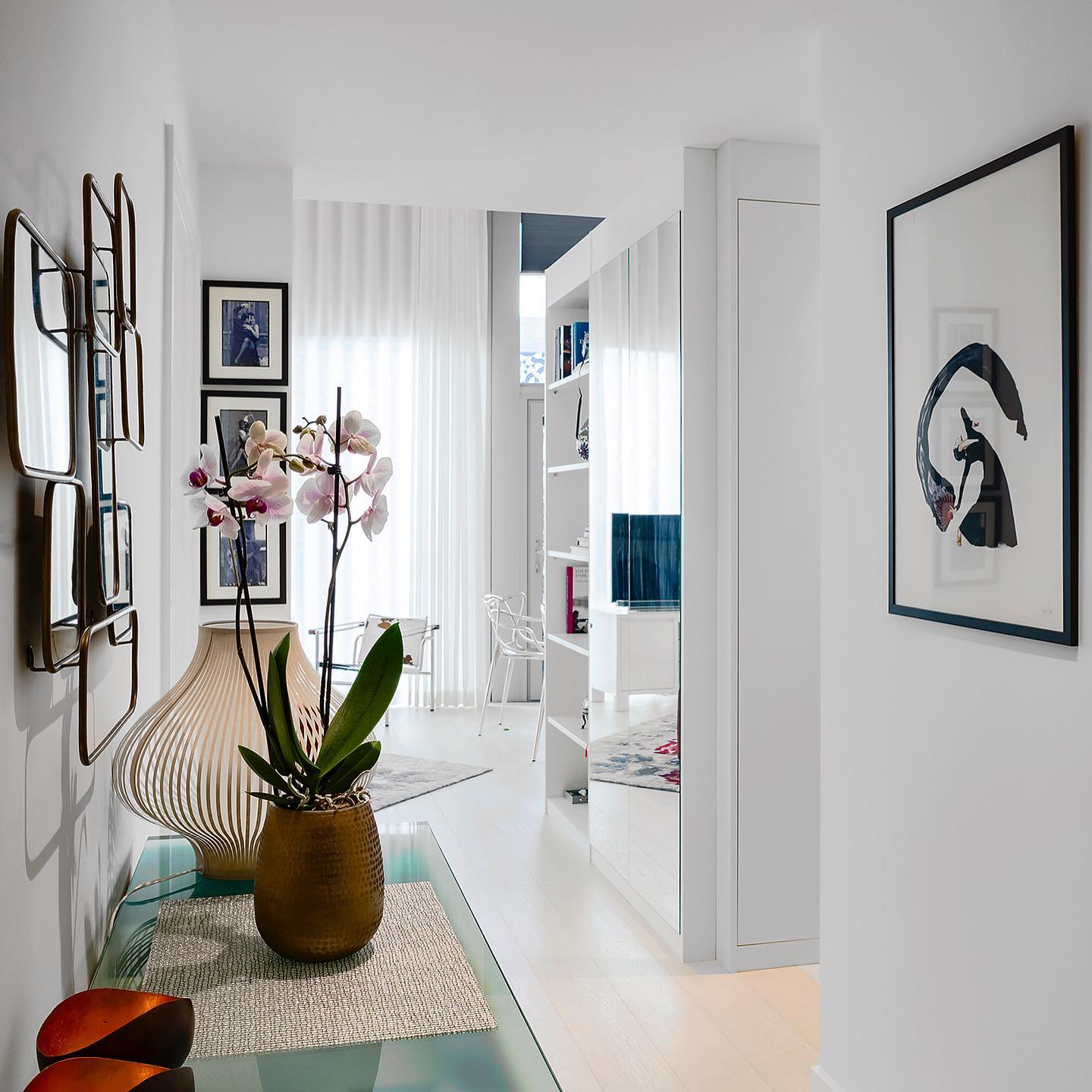 28 Stunning Home Entrance Ideas That Make a Lasting First Impression ...