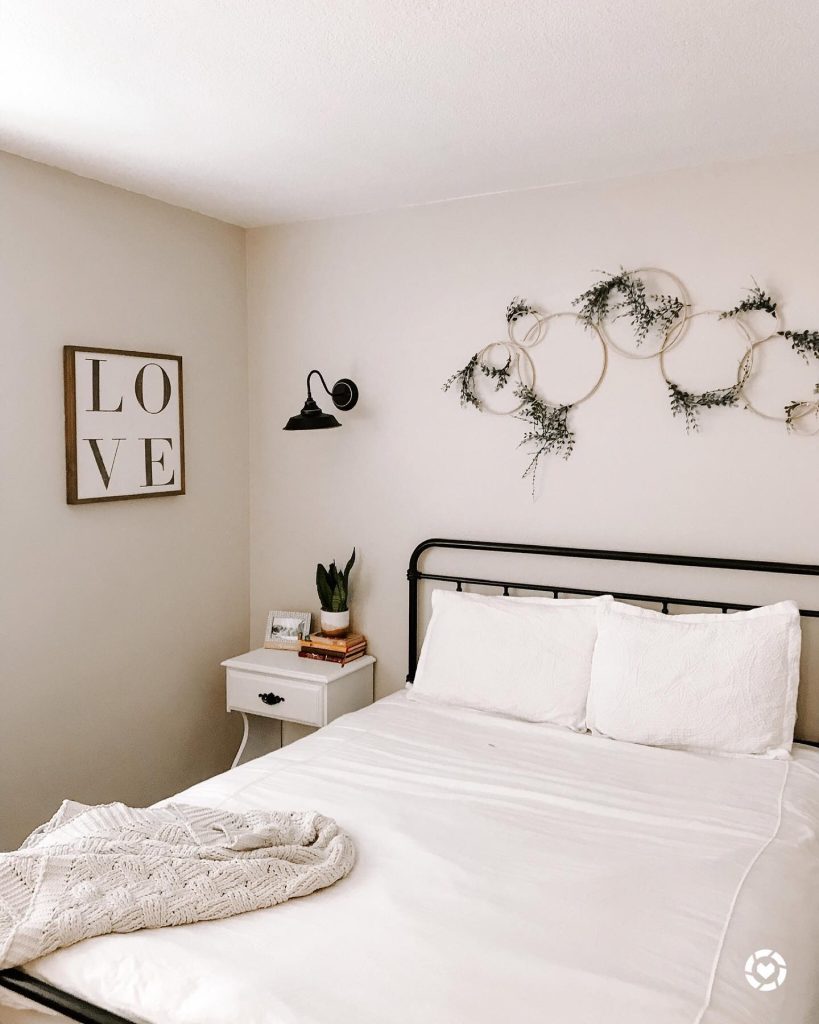 7. Minimalist Farmhouse with Boho Accents