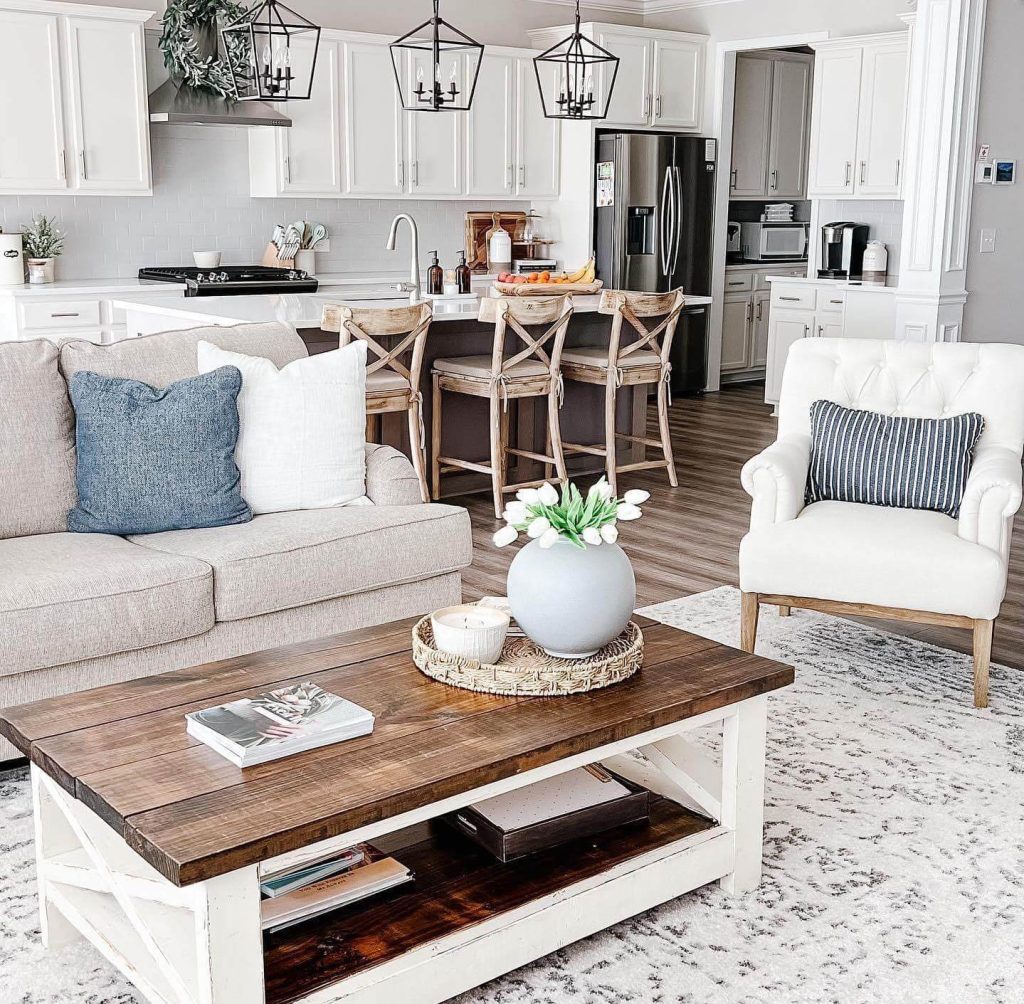 9. Bright and Airy Farmhouse Elegance
