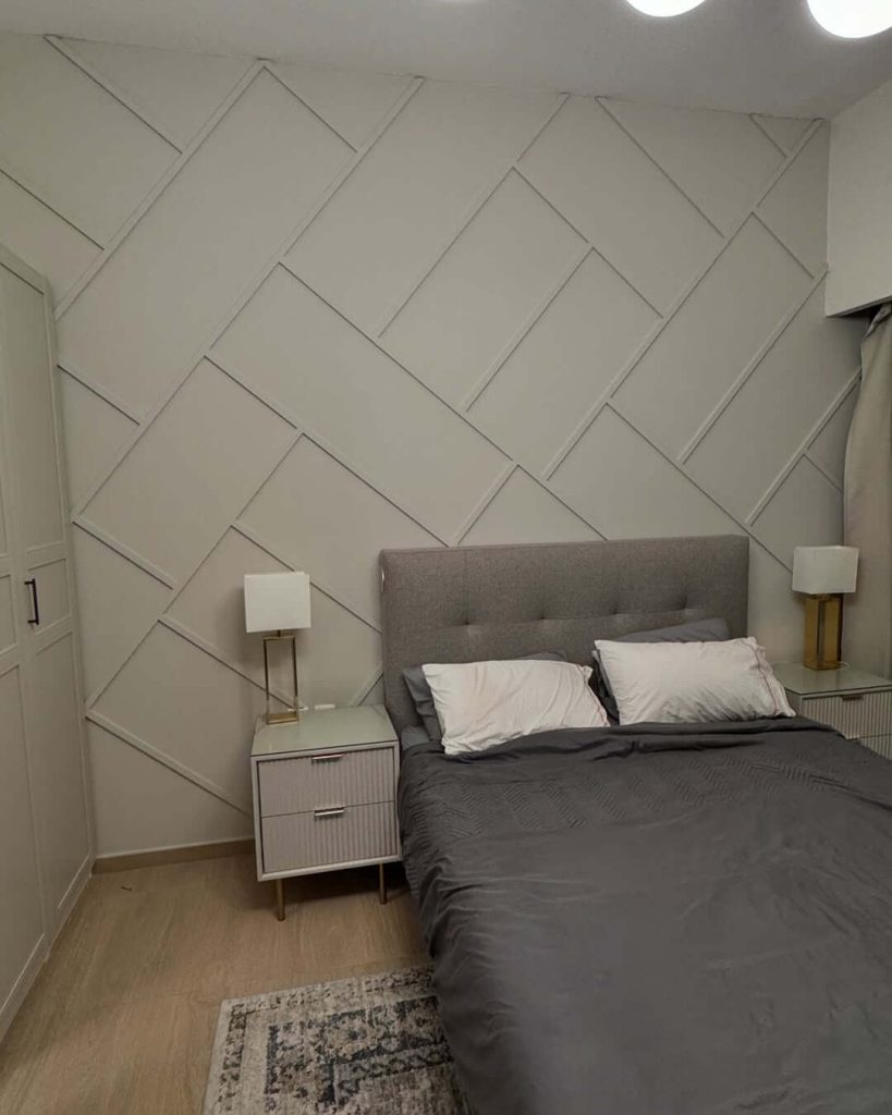 16. Diagonal Grid Paneling for a Bold, Contemporary Twist