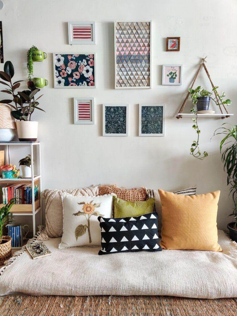 cozy room decor ideas black walls photo gallery