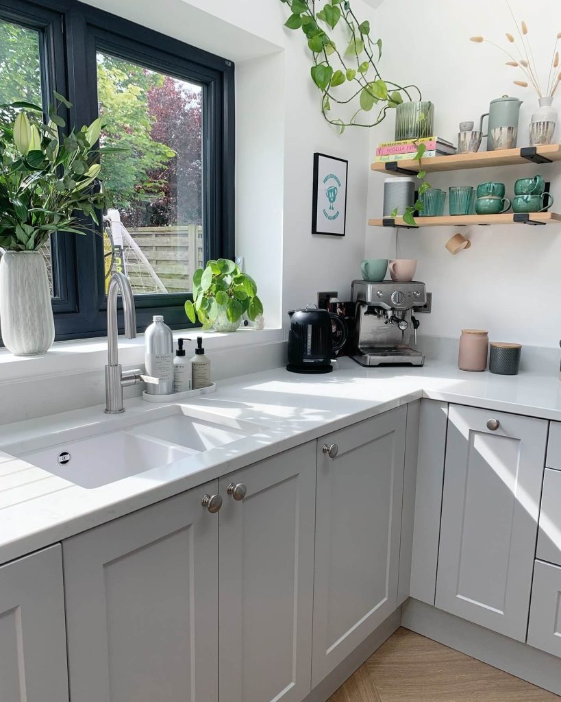 24. Coffee Station With a Pop of Green
