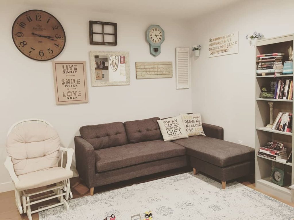 4. Make It Personal with a Gallery Wall and Cozy Layout