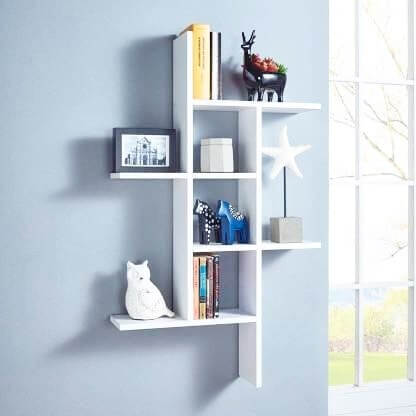 Asymmetrical Shelf for a Playful Display