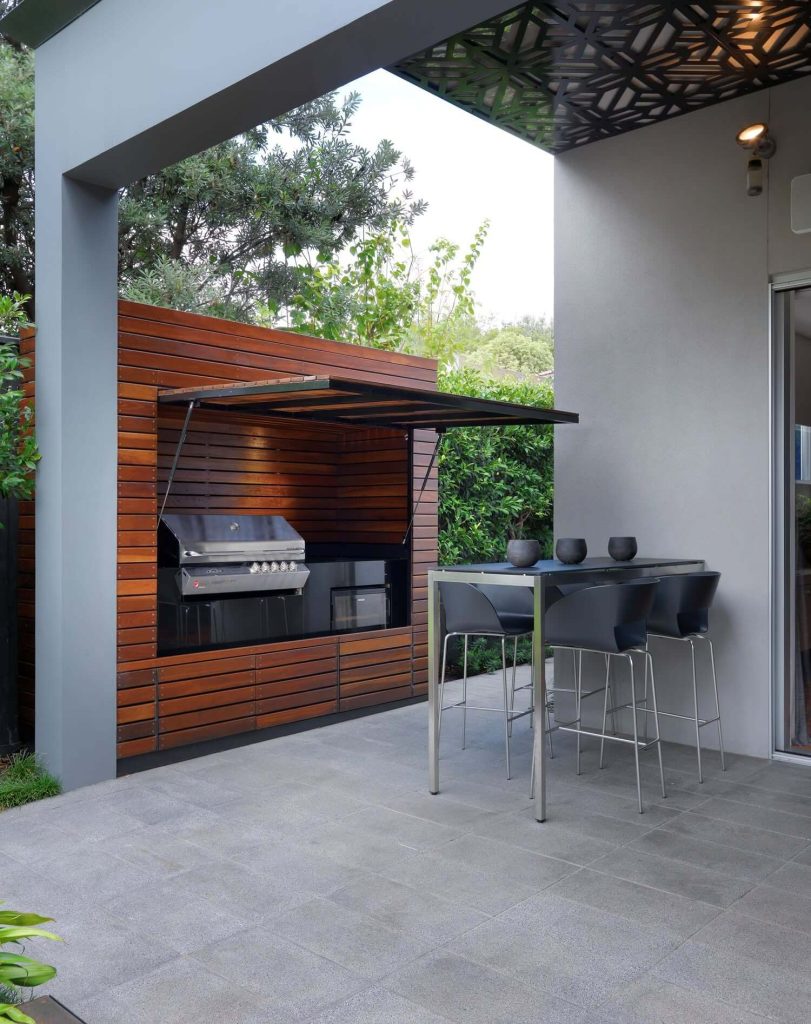 10. Concealed Urban BBQ with Retractable Screen