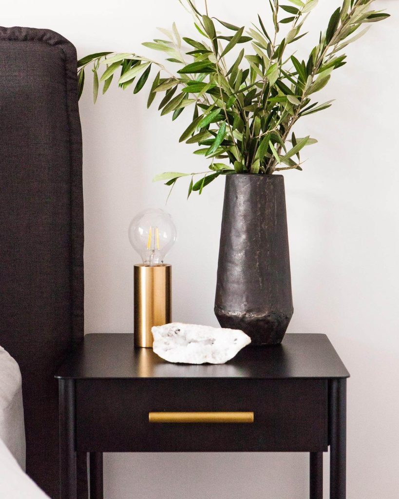 16. Sleek and Stylish with a Modern Touch