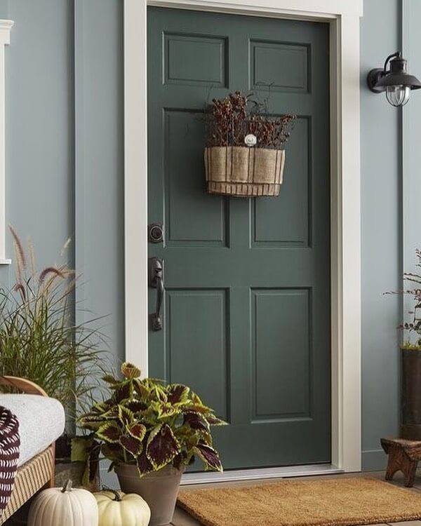 2. Nature-Inspired: Deep Green for a Timeless Look