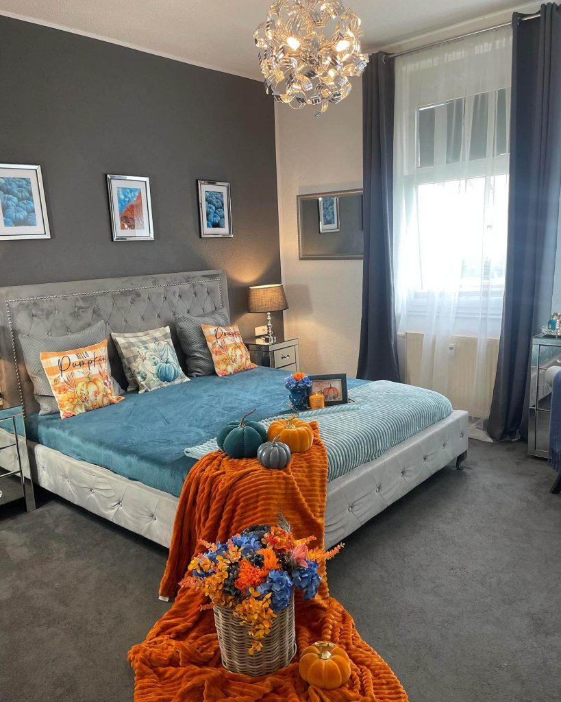 20. Bold and Moody with a Pop of Fall Blue