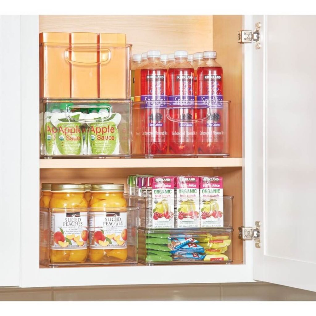 20. Small, Clear Containers for Packaged Snacks