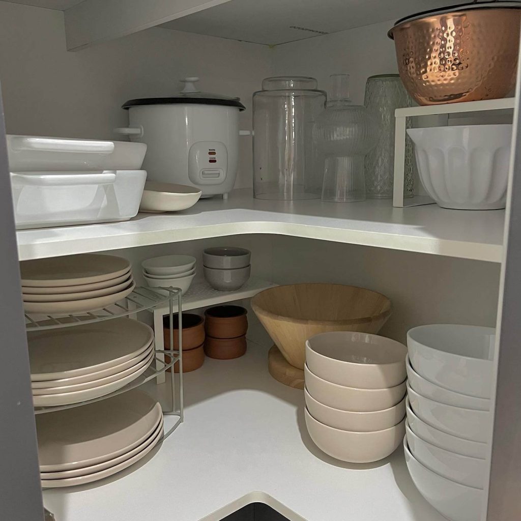 21. Smart Corner Cabinet Storage Solutions