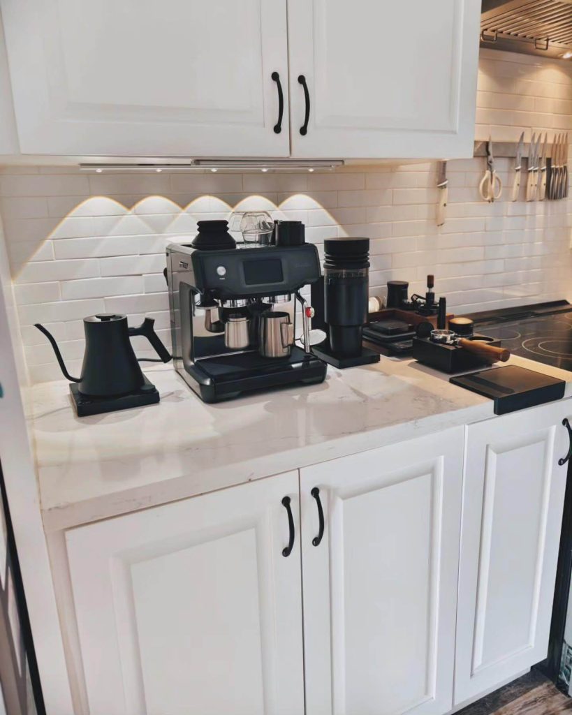 6. Effortless Elegance in a White Kitchen Coffee Bar