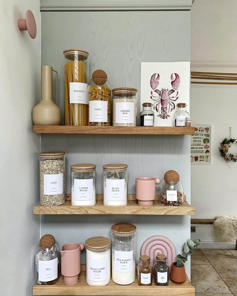 8. Soft Pastels & Clean Lines: Aesthetic Open Pantry Styling