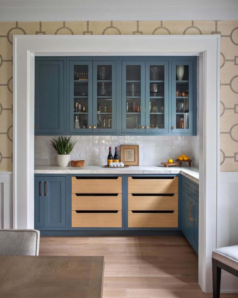 9. Built-In Butler’s Pantry with Modern Flair