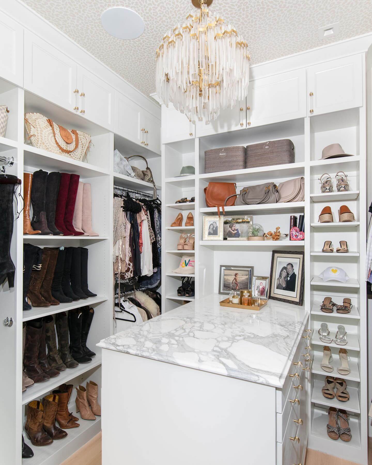 Simple Walk-In Closet Organization Ideas for Any Budget