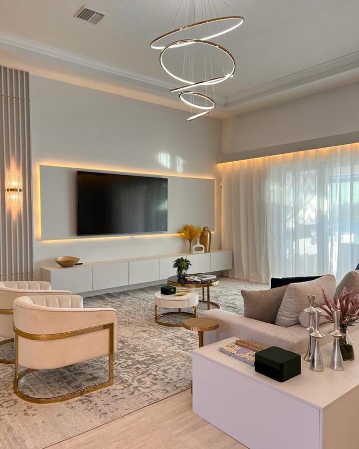 Finish with Statement Lighting for a Luxe Look