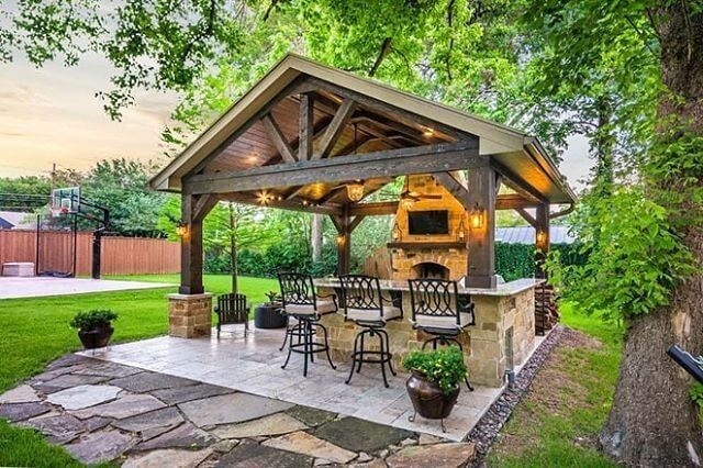 Outdoor Bar and Kitchen Gazebo